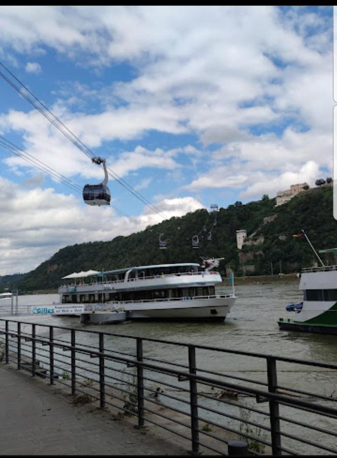 Fewo Mit Terasse Neuwied & Koblenz Экстерьер фото